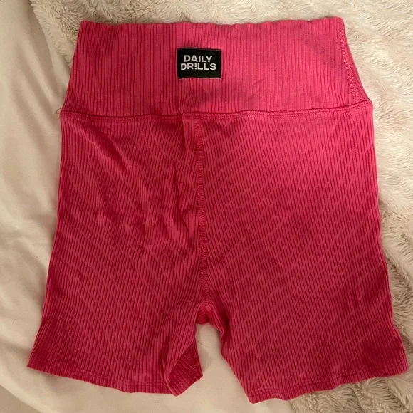 Daily Drills Pink Ribbed Biker Shorts (no longer sold) - Picture 3 of 3